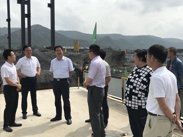 市人大常委會(huì)黨組副書記、副主任樊文浩一行調(diào)研泓源公司項(xiàng)目建設(shè)情況(圖2)